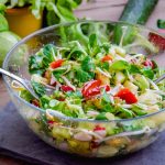 mevsim sebzeleri salatası